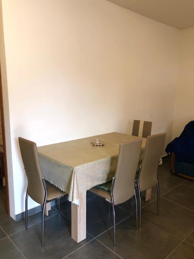 Apartmani Janja スタリグラード エクステリア 写真